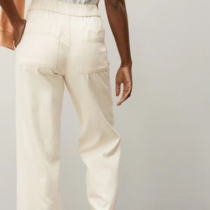 Everlane Easy Jeans - bone color. Size 6.